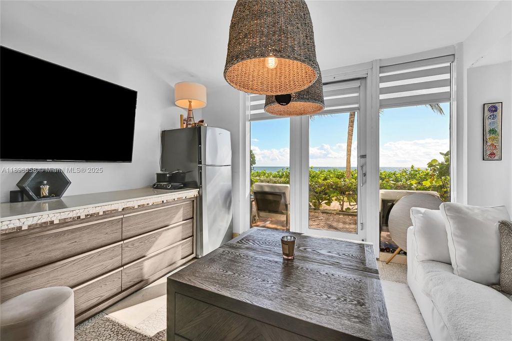 33009 Homes For Sale & 33009 Real Estate - 1,187 Homes | Trulia