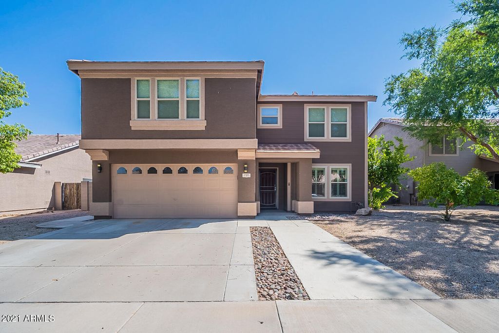 725 W Cochise Ln, Gilbert, AZ 85233