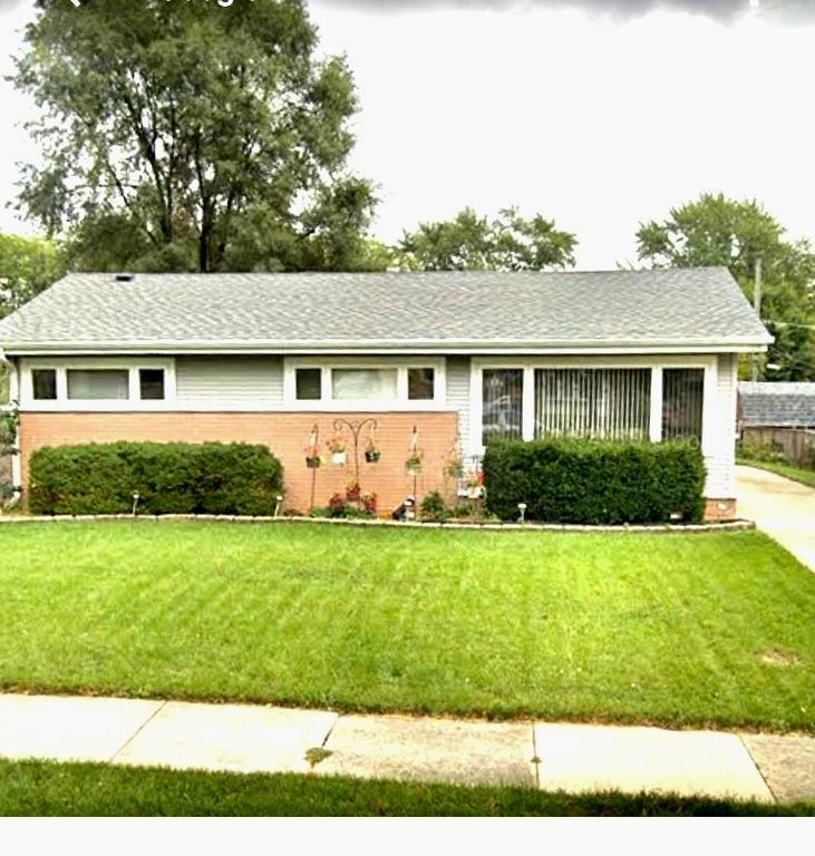 109 N  Grant Dr, Addison, IL 60101