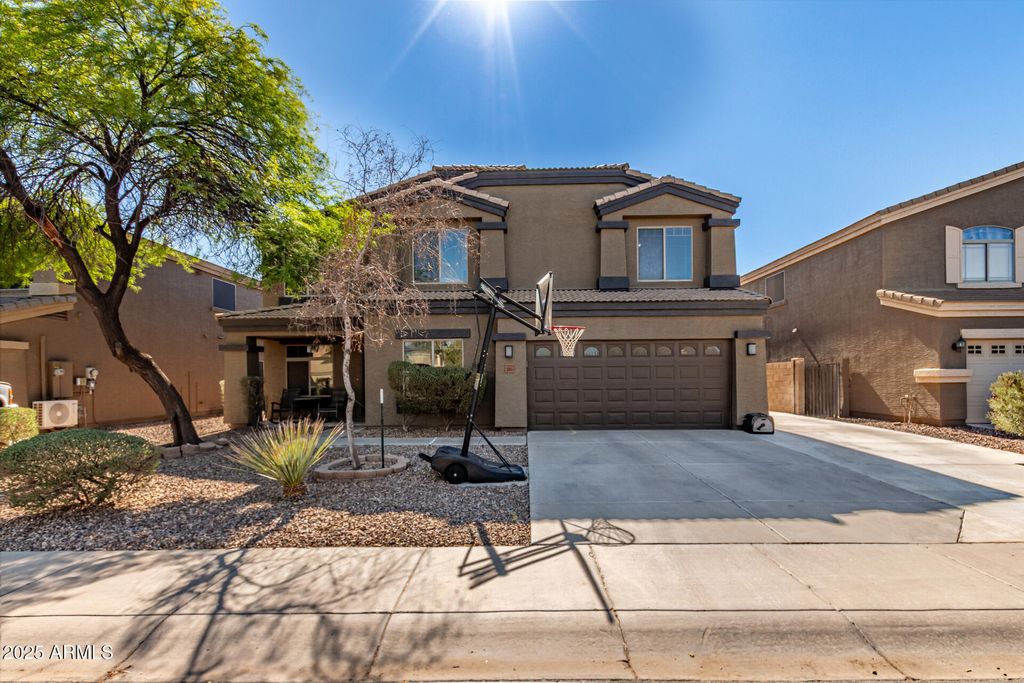 2261 N  Magdelena Pl, Casa Grande, AZ 85122