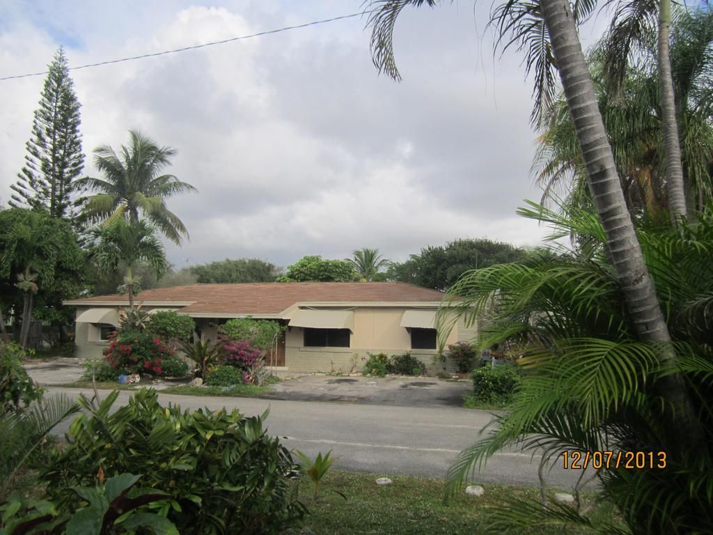 201 SE 8th St, Delray Beach, FL 33483