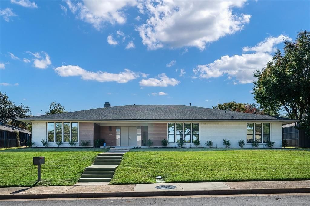 7154 Grand Oaks Rd, Dallas, TX 75230