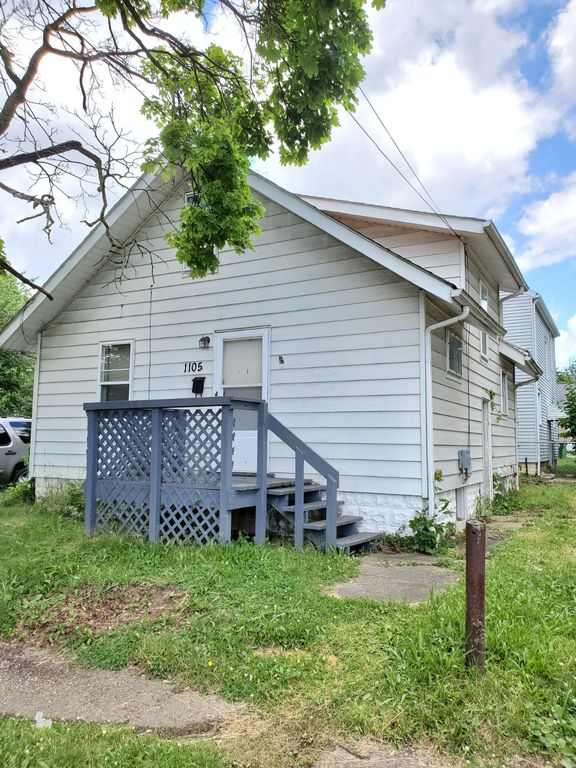 1105 Oak Ave, Barberton, OH 44203