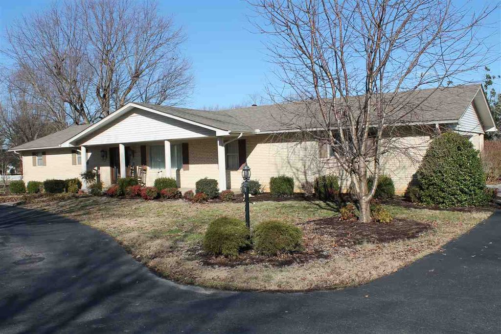 926 W Main St, Auburn, KY 42206 Trulia