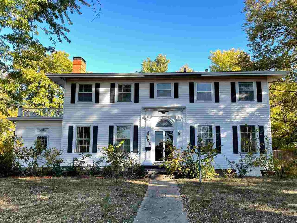 903 E Central Ave, Ponca City, OK 74601 Trulia