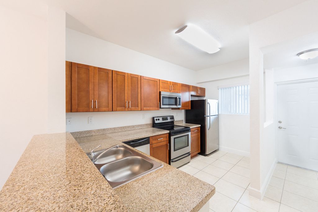 9392 NW 120th St #1044564, Hialeah, FL 33018