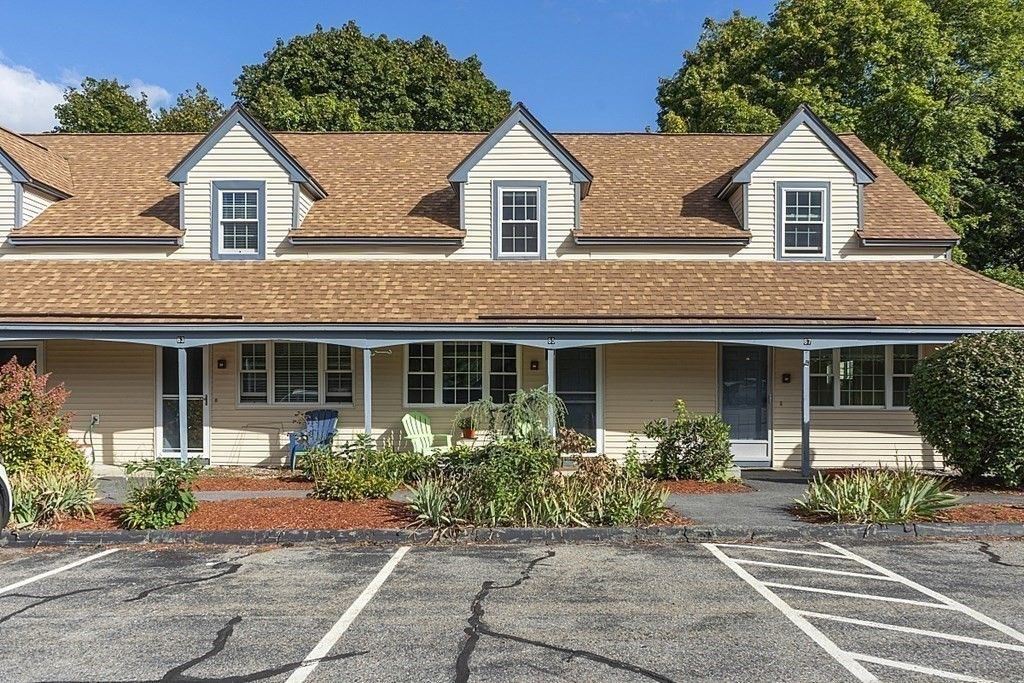 65 Kennedy Dr #65, North Chelmsford, MA 01863