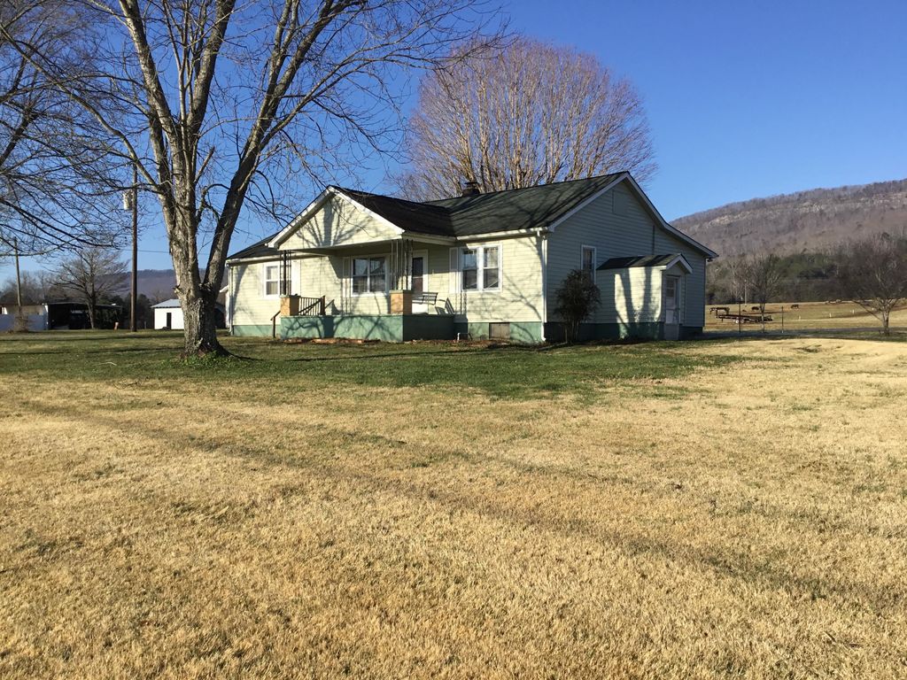 10005 Old State Highway 28, Pikeville, TN 3 Bed, 2 Bath SingleFamily