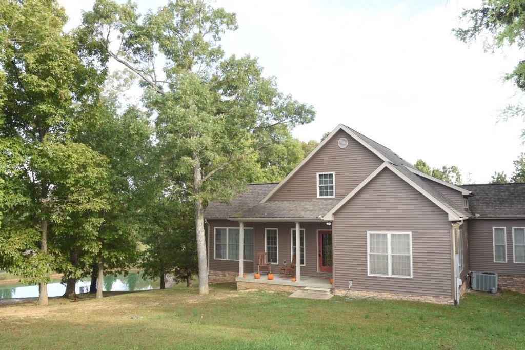 152 Hill Haven Pl, Beechmont, KY 42323