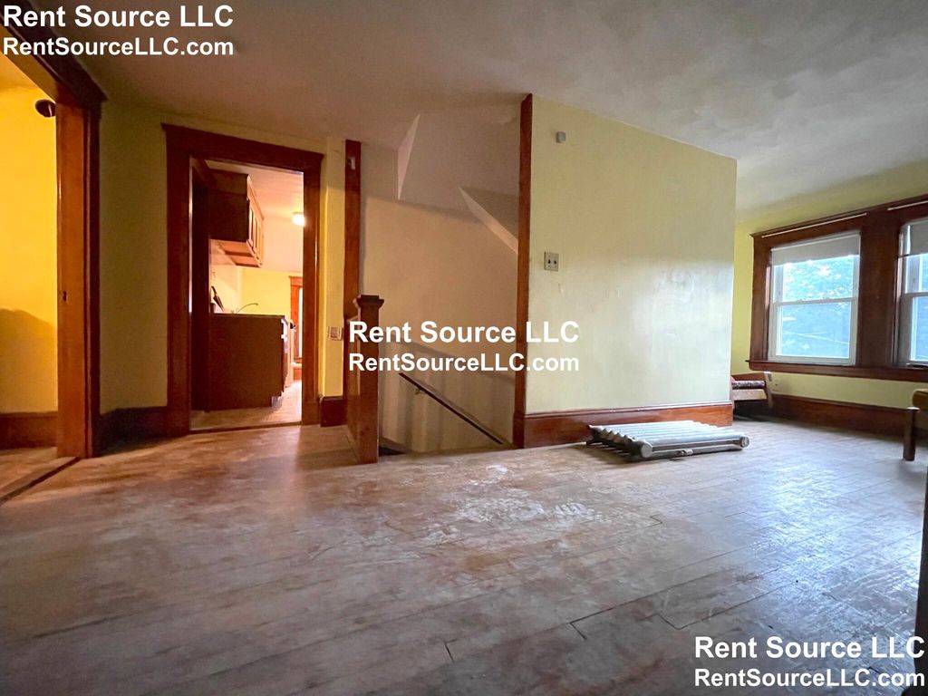 157 Elm St #3, Somerville, MA 02144
