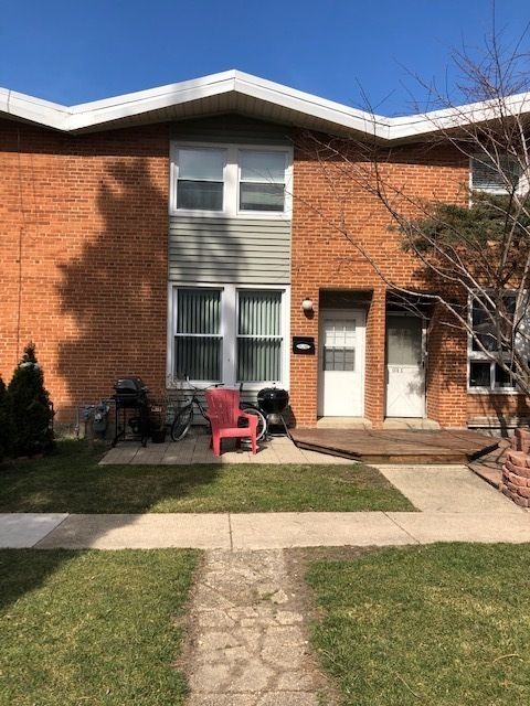 1568 Woodland Ave #C, Des Plaines, IL 60016