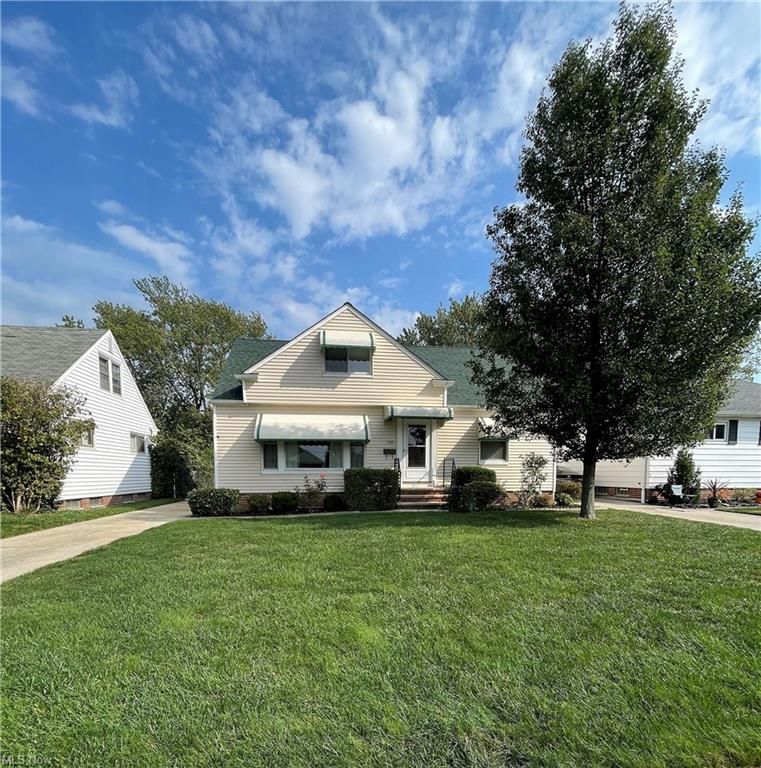 797 Glenhurst Rd, Eastlake, OH 44095