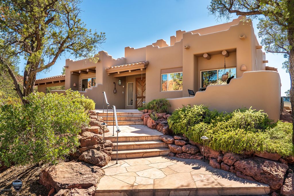 100 Pine Knolls Dr, Sedona, AZ 3 Bed, 3 Bath SingleFamily Home 39