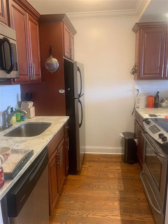 100 Manhattan Ave #801, Union City, NJ 07087