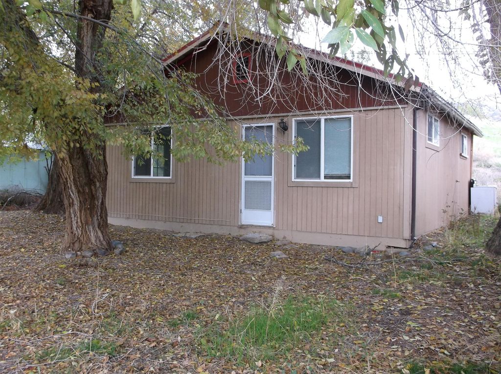 15930 1st Ave, Hornbrook, CA 96044 Trulia