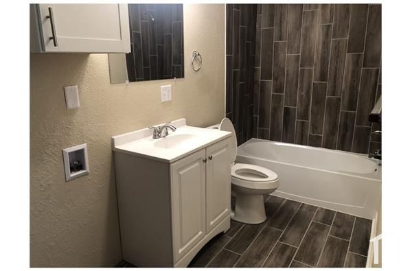2630 Massillon St, Toledo, OH 43605