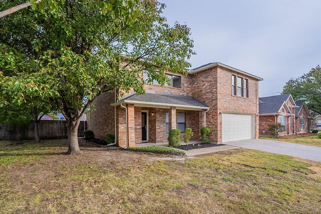 219 Miramar Dr, Arlington, TX 76002