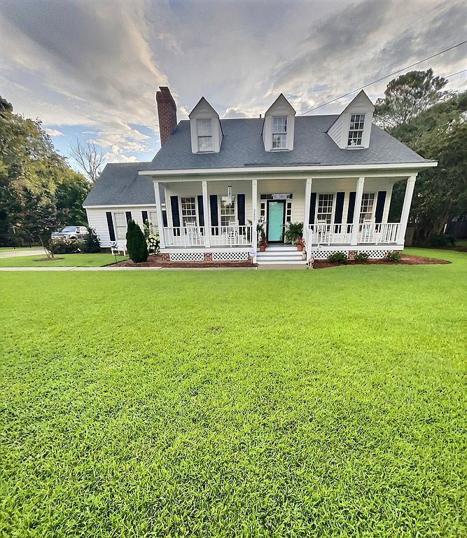 2209 Foxcroft Rd NW, Wilson, NC 27896