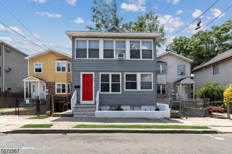 208 Wallace St, Orange, NJ 07050