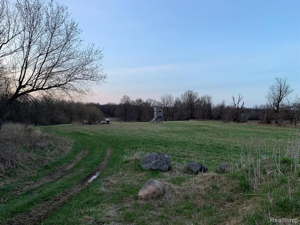 O000 Red Fox Run, Oxford, MI 48371 See Estimated Value