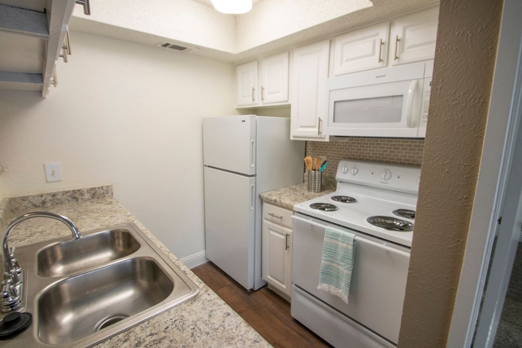 10951 Stone Canyon Rd, Dallas, TX 75230