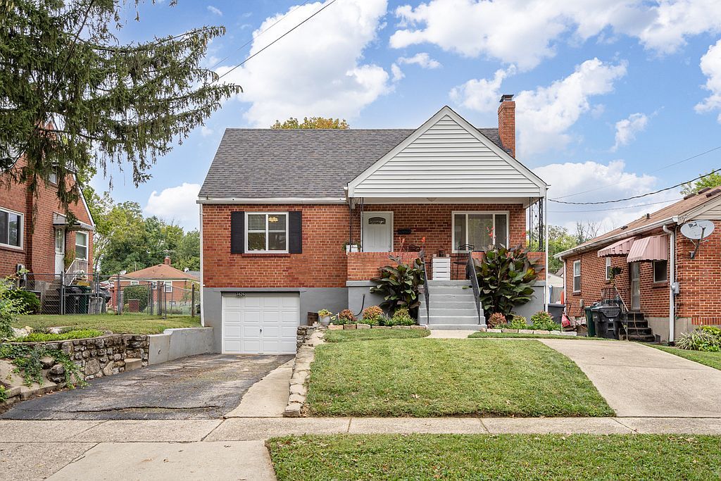 3826 Zinsle Ave, Cincinnati, OH 45213