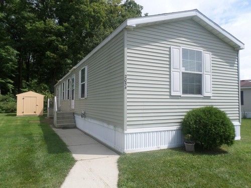 2054 N  Rober Blvd, Saint Clair, MI 48079