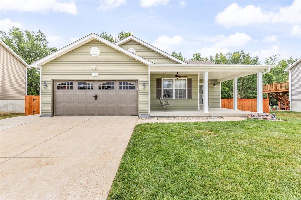 1781 Waters Edge Way, Pevely, MO 63070