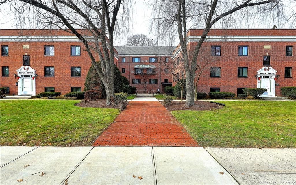 570 Whitney Ave #J3, New Haven, CT 06511