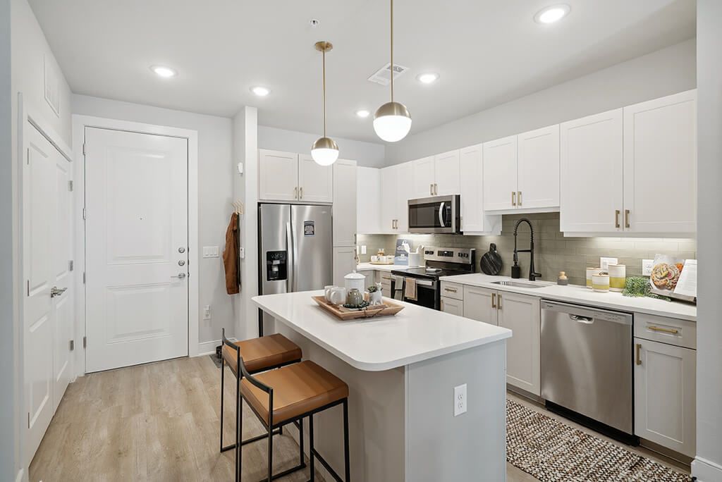 211 Ralph Ablanedo Dr, Austin, TX 78748