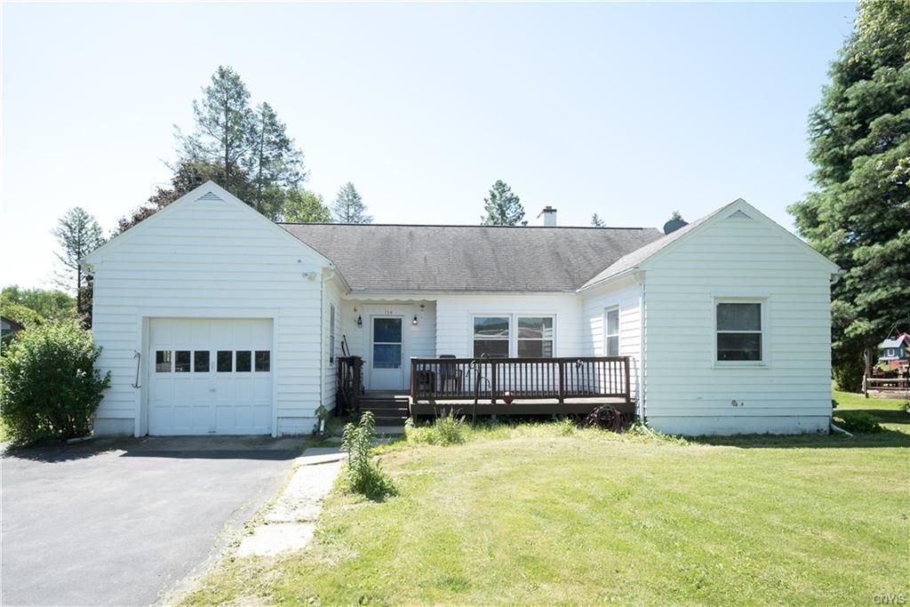 126 Brown St, Elbridge, NY 2 Bed, 1 Bath SingleFamily Home 30