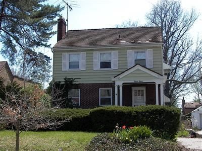 1515 Robinwood Ave, Cincinnati, OH 45237