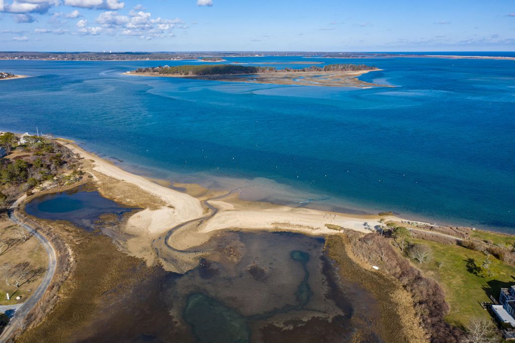 48 Salt Marsh Way, North Chatham, MA 02650