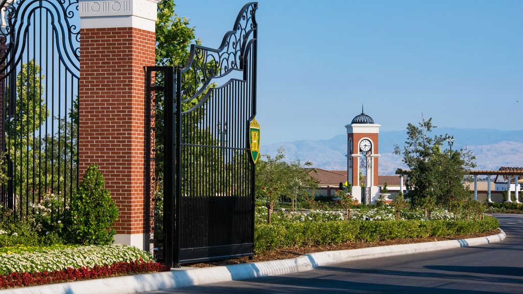 Highgate Regents at Seven Oaks - Active Adult, Bakersfield, CA 93311