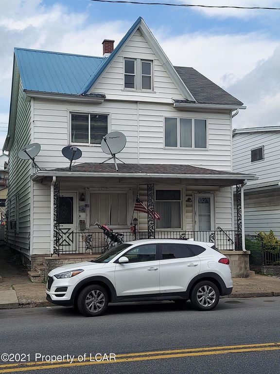 818 Chestnut St, Kulpmont, PA 17834