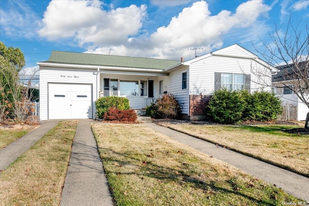 2715 Harvey Drive, Bellmore, NY 11710 Trulia