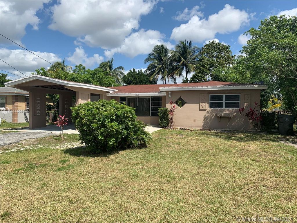 3731 NW 37th St, Lauderdale Lakes, FL 33309