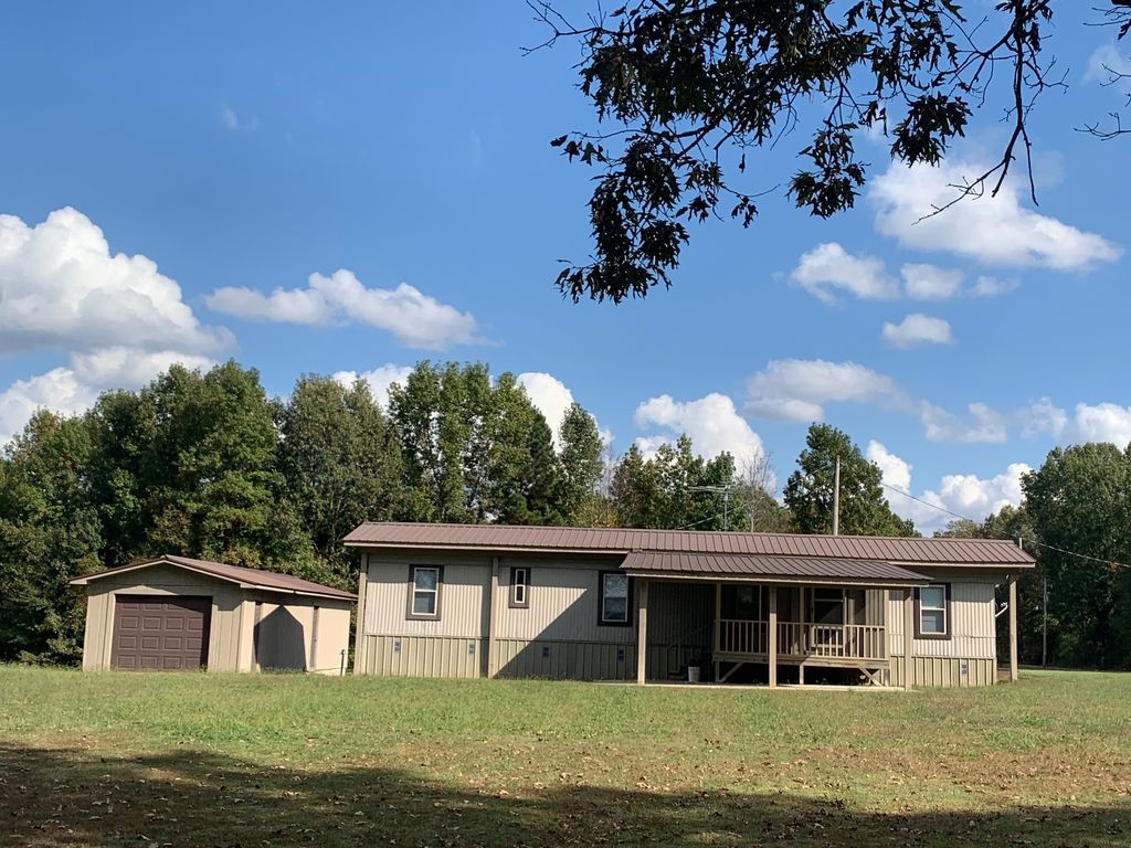 6235 Mertens Rd, Devalls Bluff, AR - 2 Bed, 1 Bath Single-Family Home
