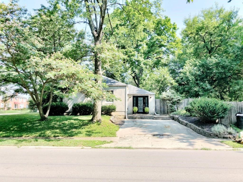 208 N Virginialee Rd, Columbus, OH 43209