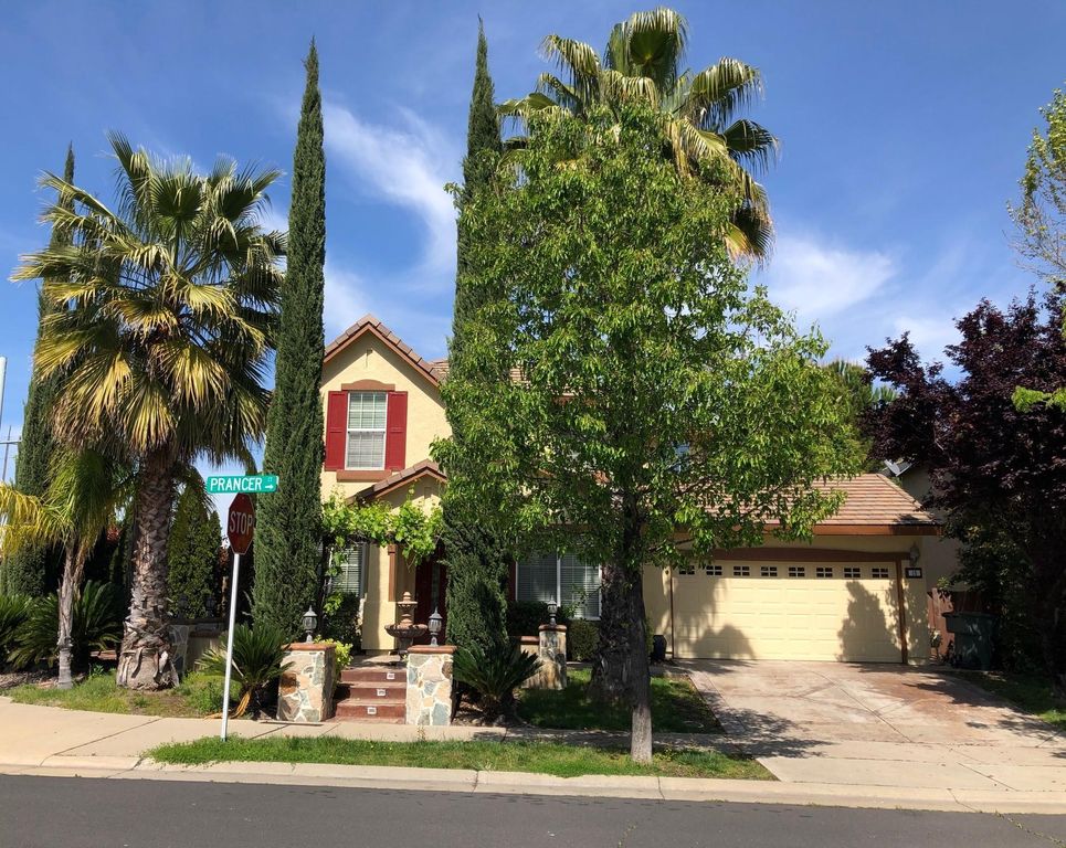 15 Prancer Ct, Roseville, CA 95678