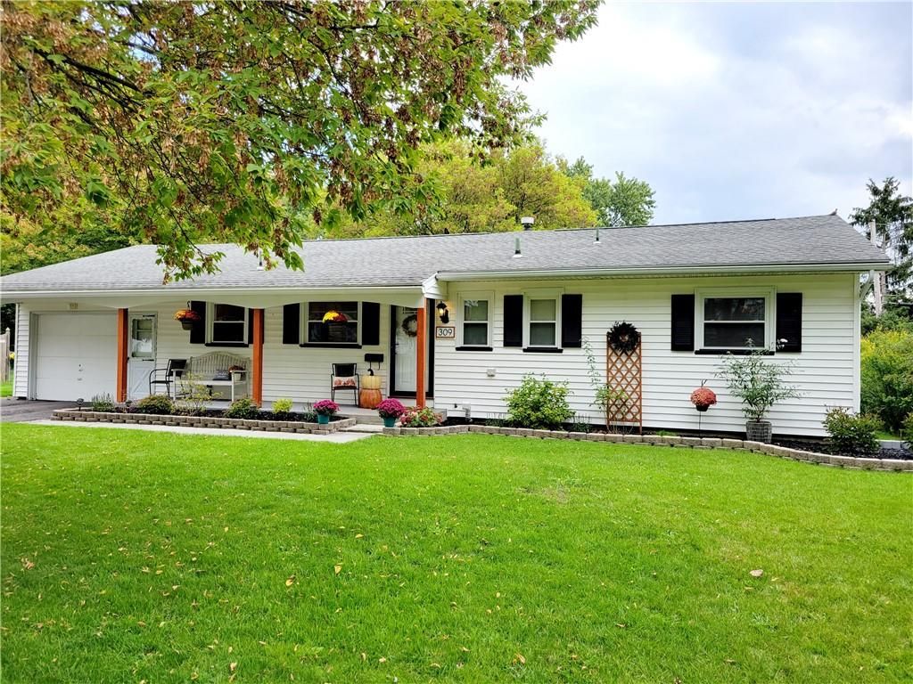 309 Angelus Dr, Irondequoit, NY 14622