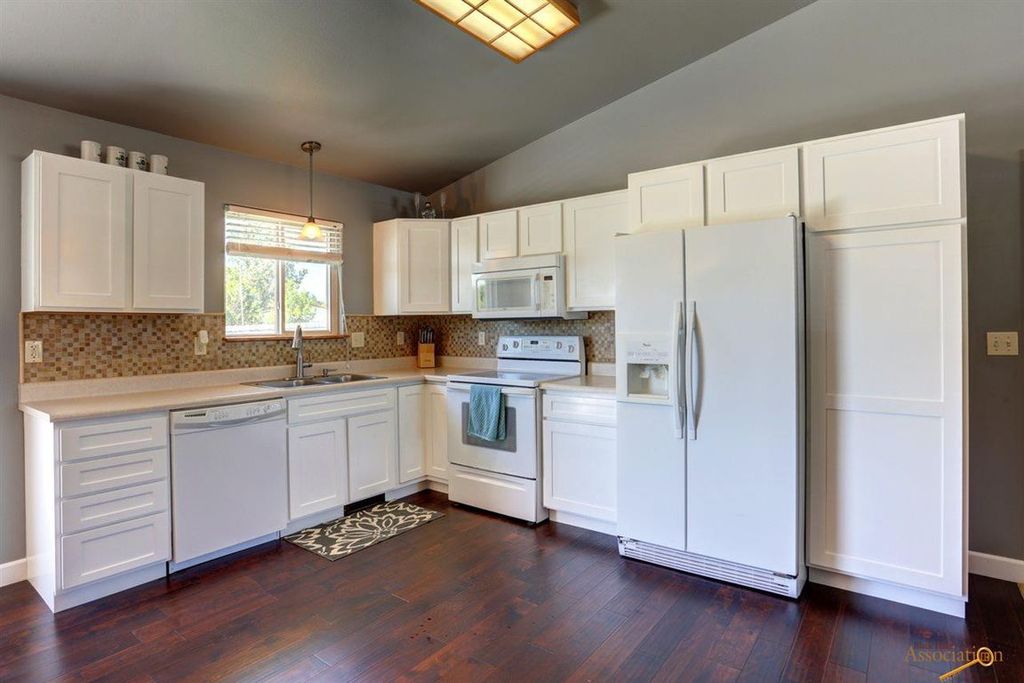 2025 Meadow Ln, Rapid City, SD 57703 | Trulia