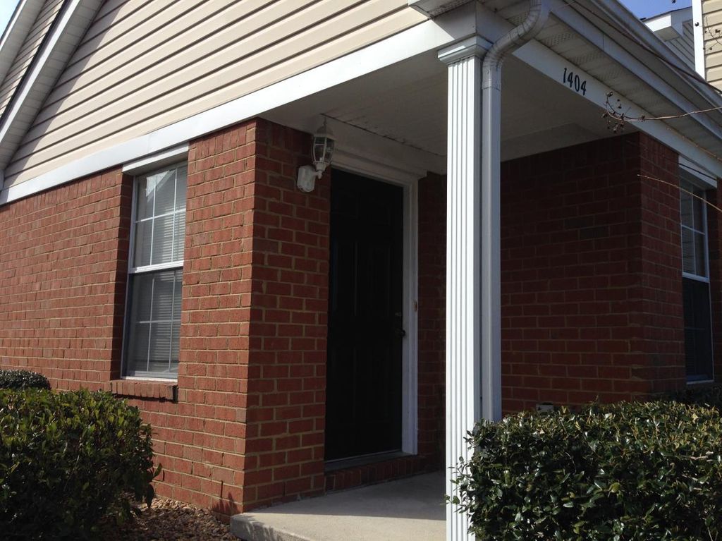 1404 Westgate Cir, Williamsburg, VA 23185
