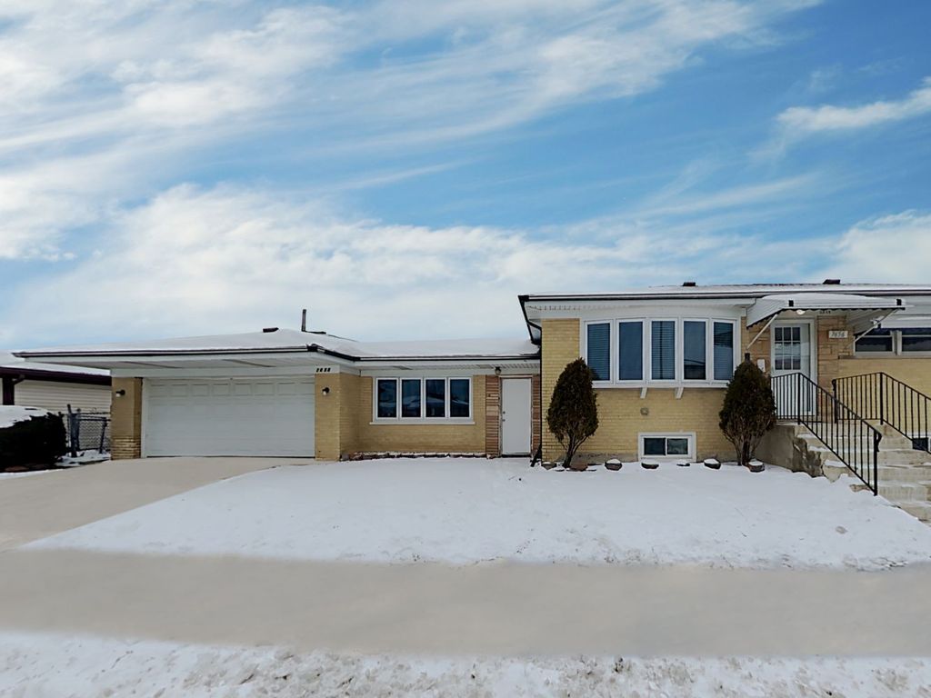 7656 W Gunnison St, Harwood Heights, IL 60706