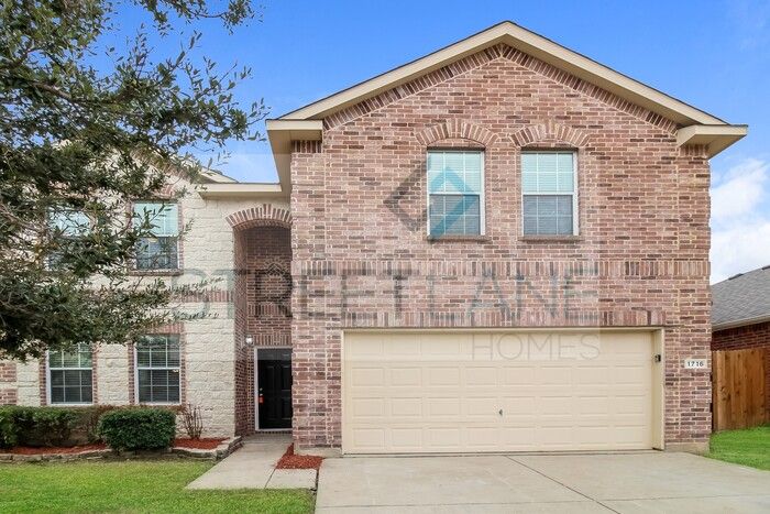 1716 Quail Grove Dr, Fort Worth, TX 76177