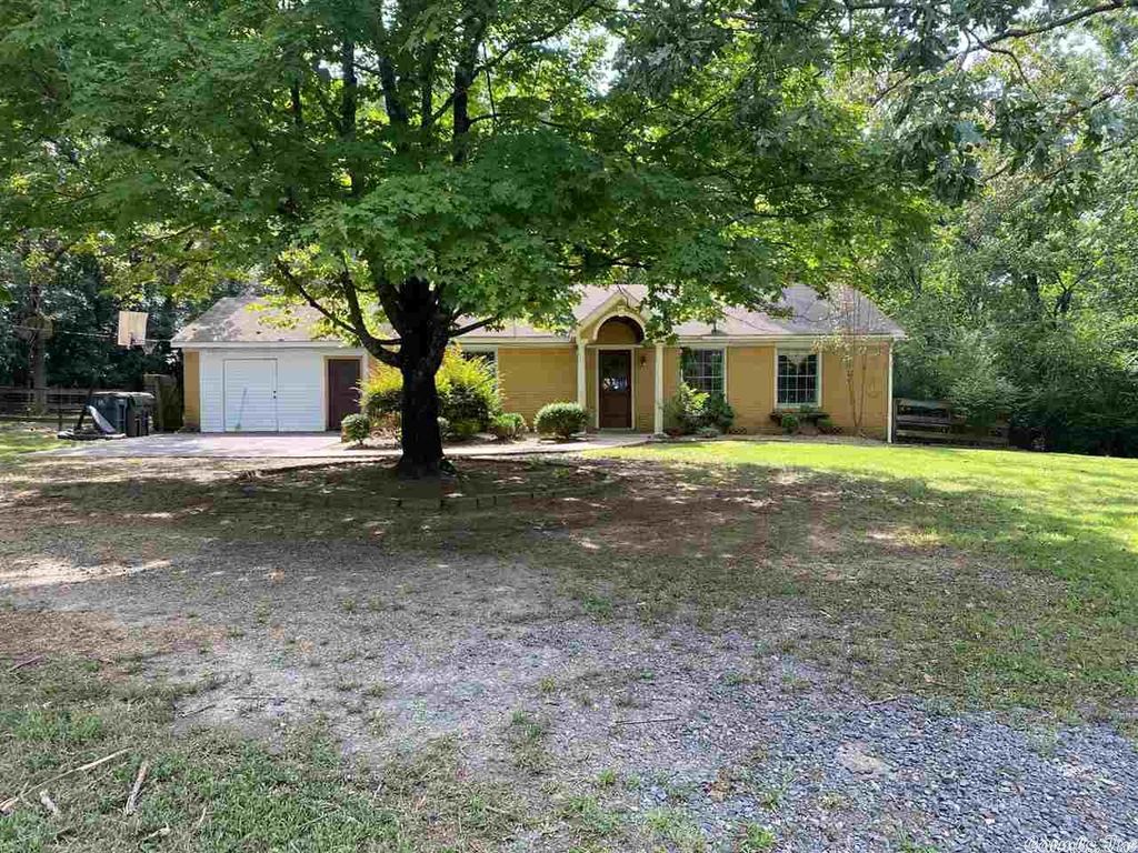 6 Norton Rd, Little Rock, AR 72223