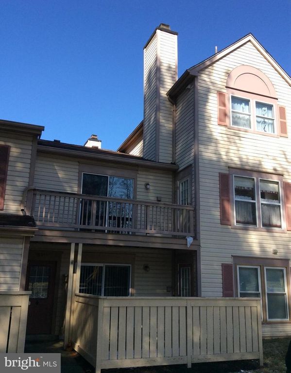 19911 Appledowre Cir, Germantown, MD 20876