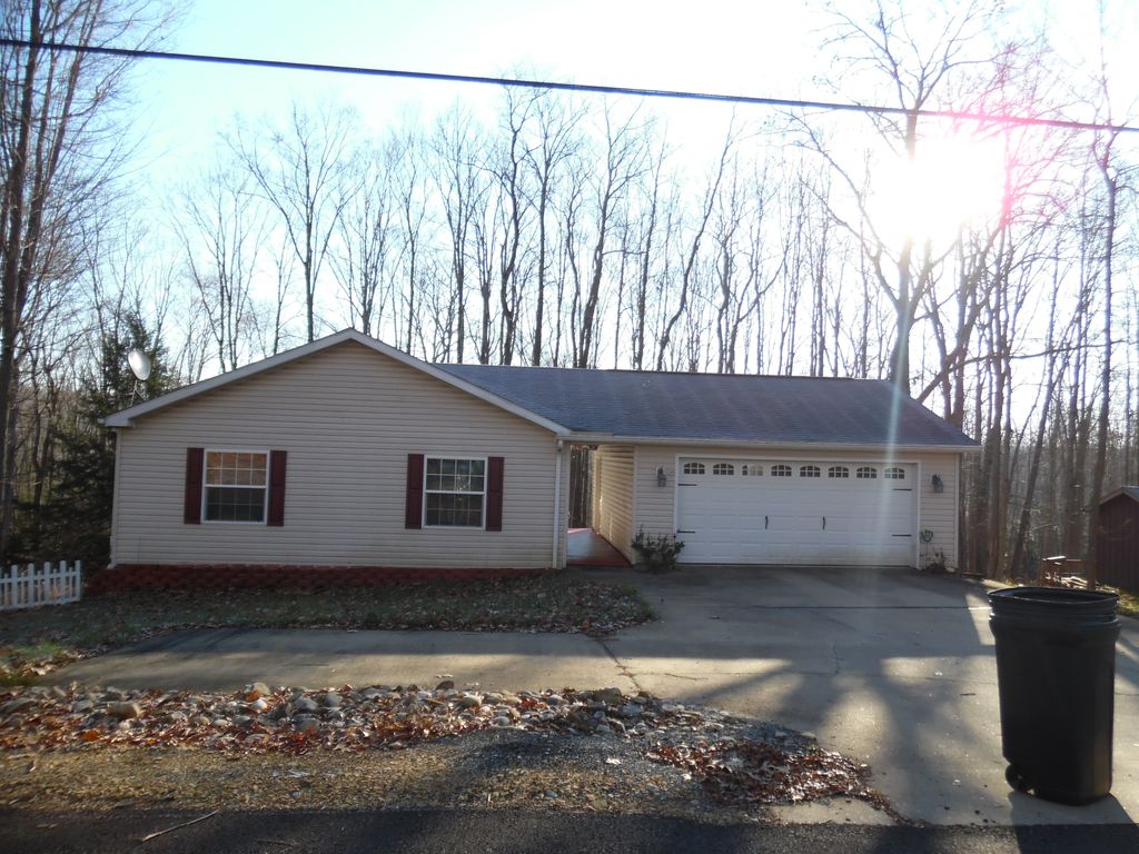 178 Crooked Island Rd, Du Bois, PA 15801