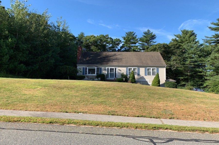 12 Deer Run Rd, Kingston, MA 3 Bed, 2 Bath SingleFamily Home 5
