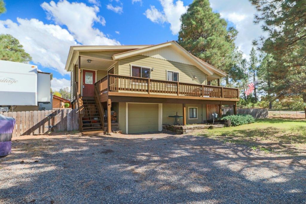 10 Tee Ct, Pagosa Springs, CO 81147